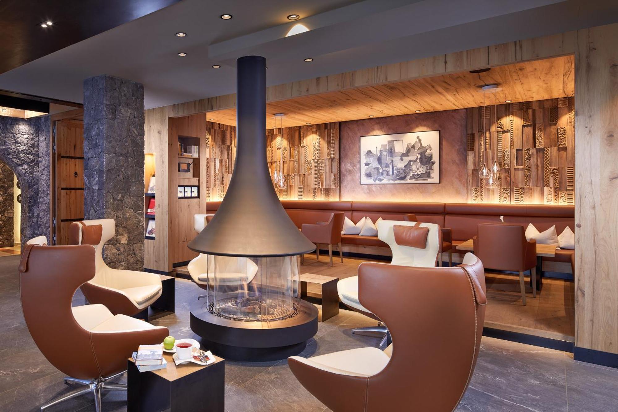 אישגל Hotel Tirol מראה חיצוני תמונה
