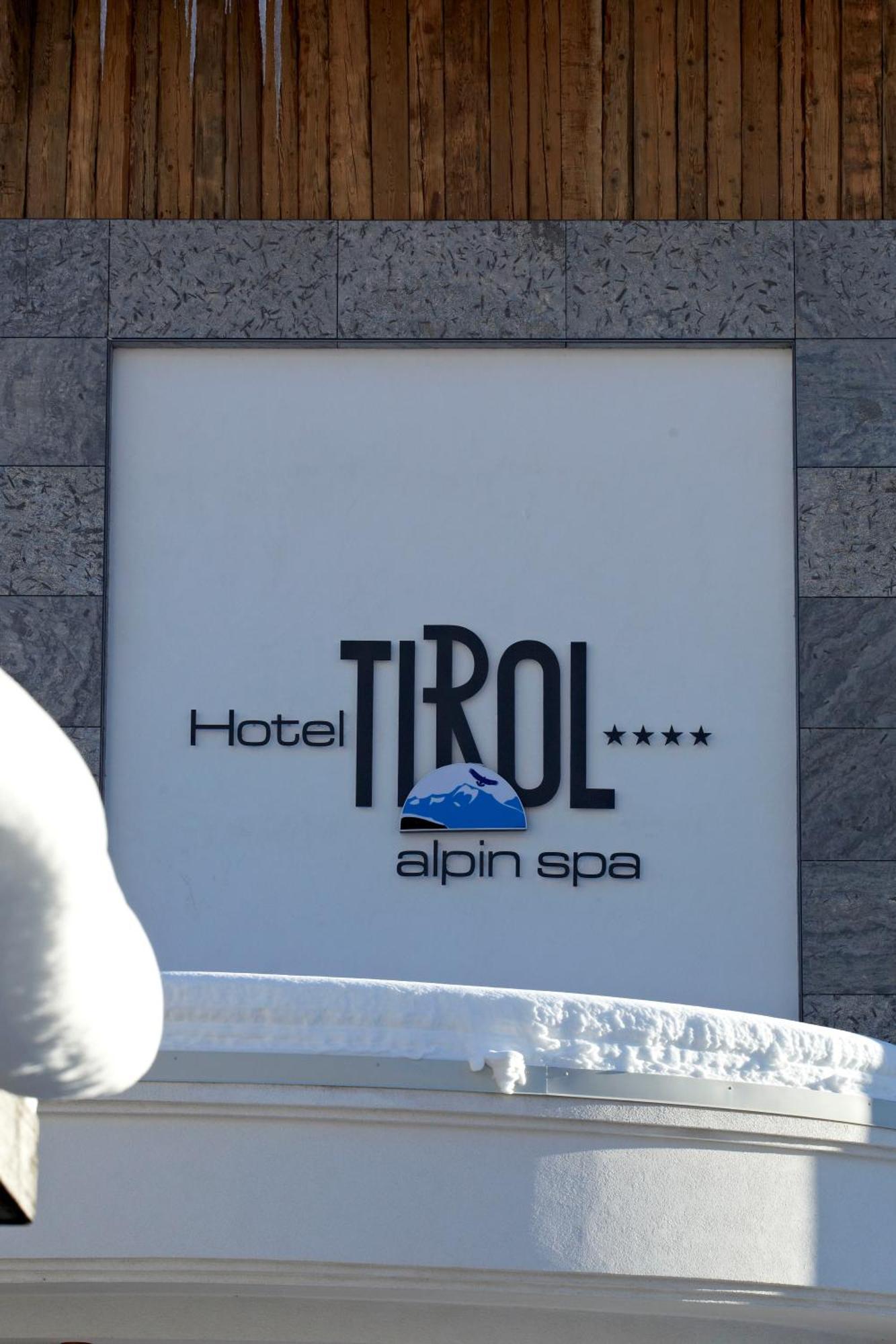 אישגל Hotel Tirol מראה חיצוני תמונה