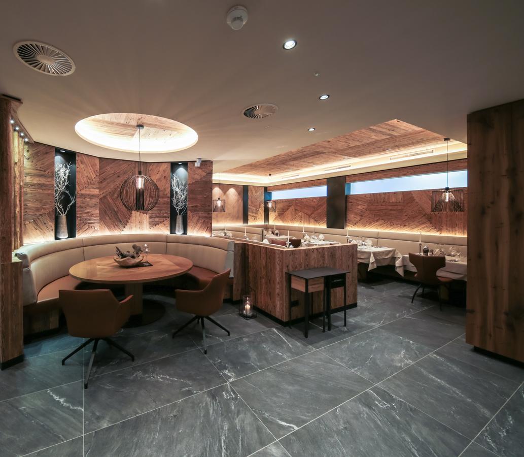 אישגל Hotel Tirol מראה חיצוני תמונה