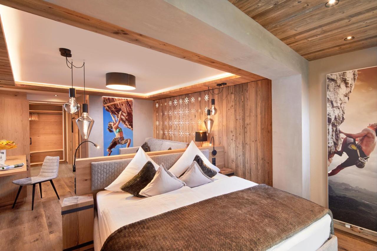 אישגל Hotel Tirol מראה חיצוני תמונה
